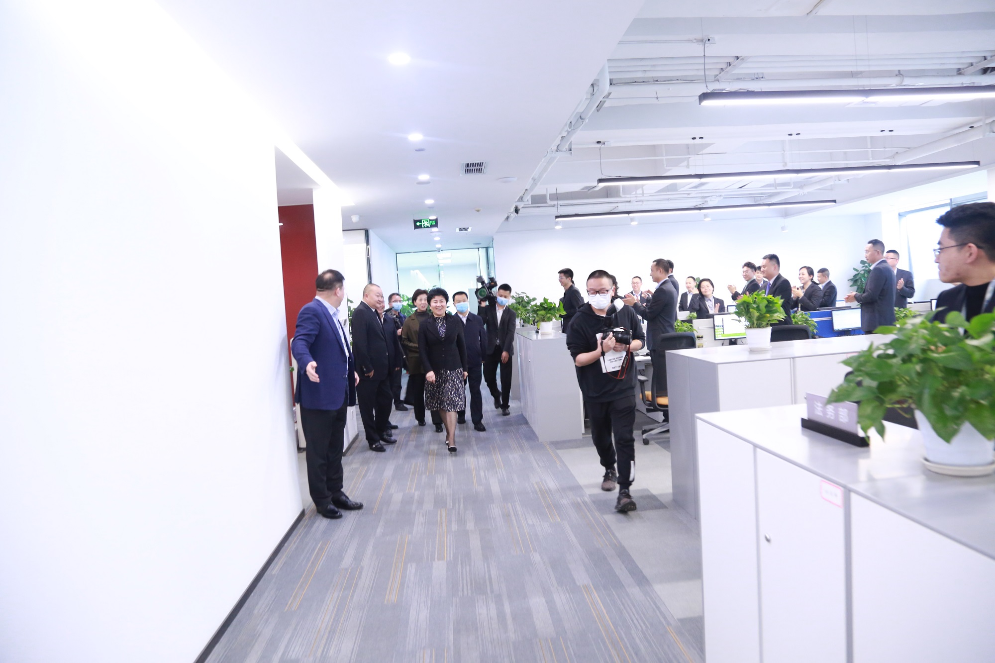 省人大常委會副主任、達州市委書記包惠蒞臨公司視察指導(dǎo)